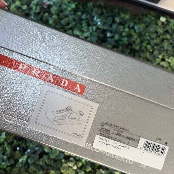 Prada Sneakers size 38 - Picture 8 of 8
